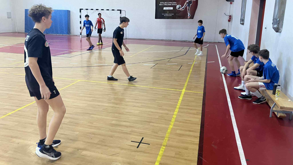 Gólgazdag mérkőzésekkel indult a Pécsi Iskolai Bajnokság 2025-2026-os évad első fordulója